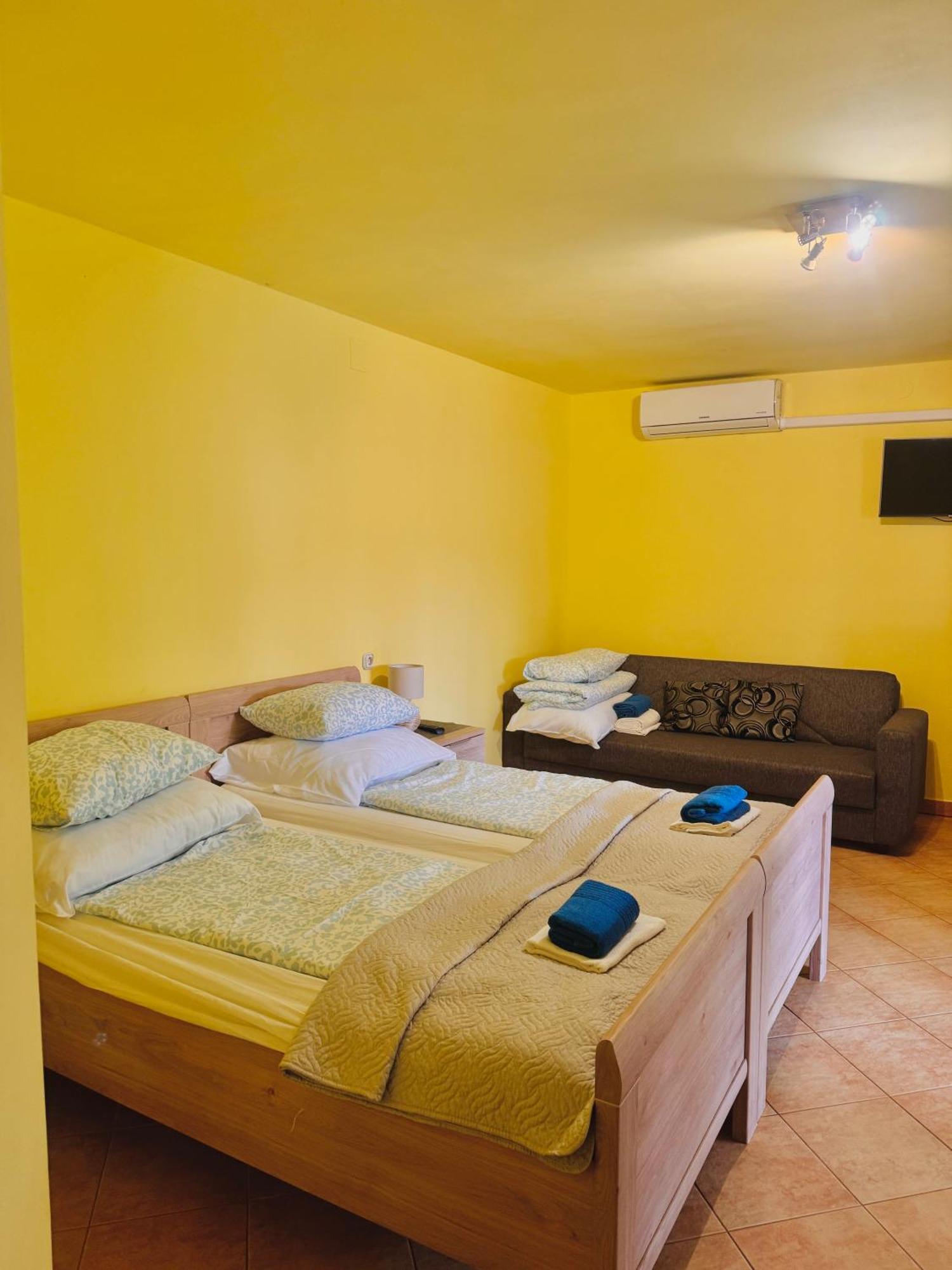 Sailor'S Apartman Siófok Esterno foto