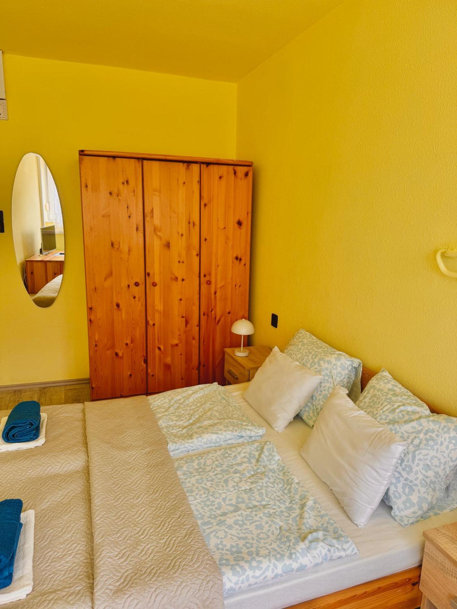 Sailor'S Apartman Siófok Esterno foto